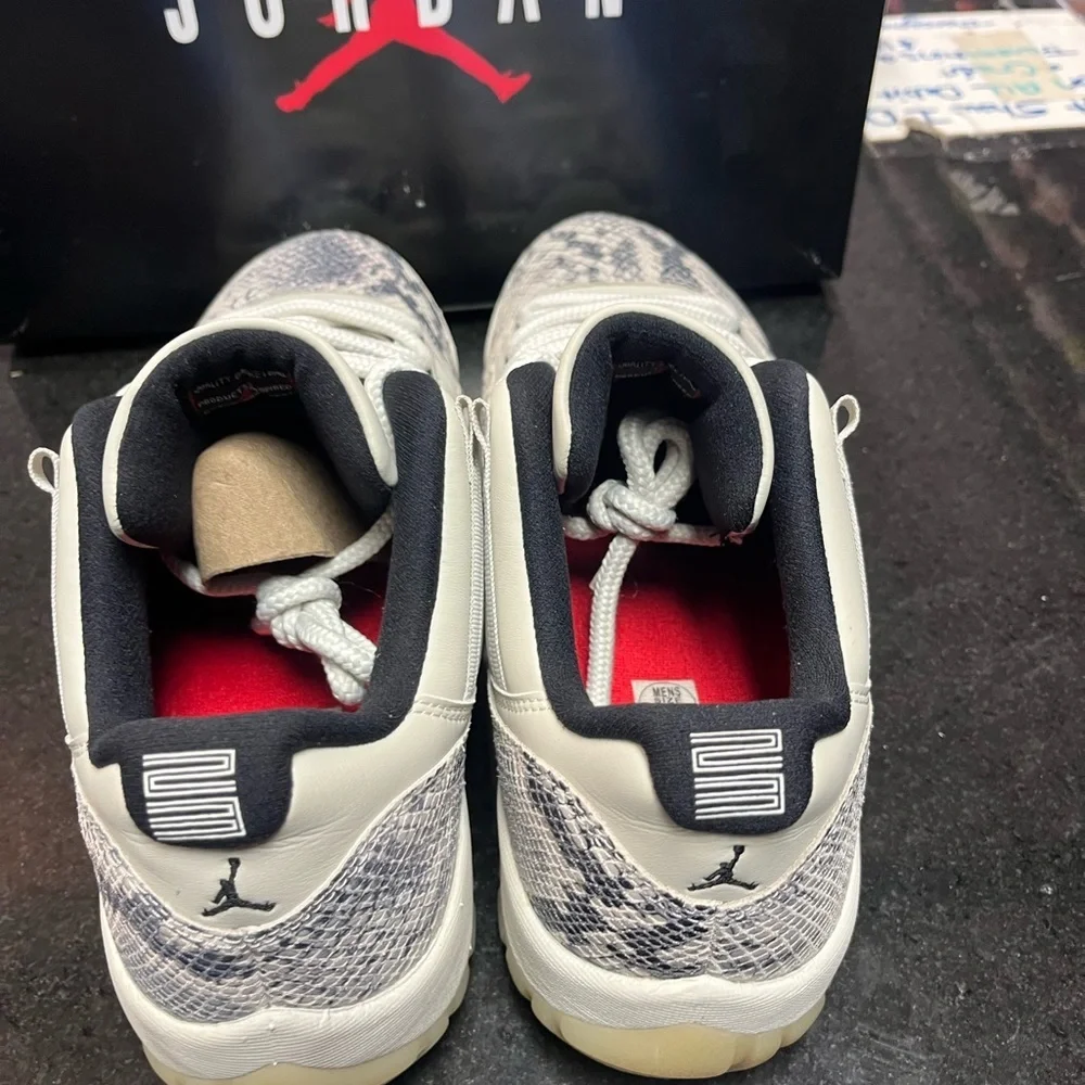 The Air Jordan 11 Low LE “Snakeskin” sz 11.5
